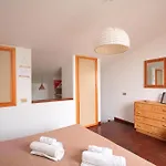 Casa Sciusca 度假居 切法卢