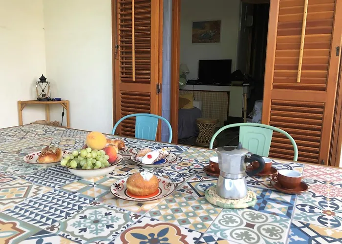 Casa Sciusca * تْشيفالو