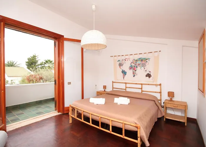 Casa Sciusca بيت للعطل